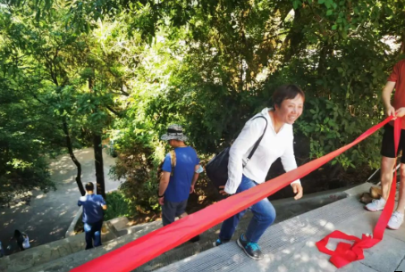 助力文旅市场 展示产投风采——开云官方手机登录入口-开云(中国)
组织开展员工登山比赛活动(图7)