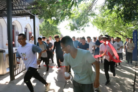 助力文旅市场 展示产投风采——开云官方手机登录入口-开云(中国)
组织开展员工登山比赛活动(图2)