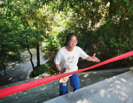 助力文旅市场 展示产投风采——开云官方手机登录入口-开云(中国)
组织开展员工登山比赛活动(图10)